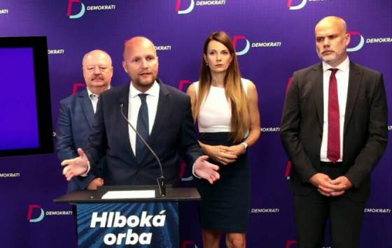 nad a bezpecnostni experti vyvracaju tvrdenia vlady a prezidenta o stave protivzdusnej obrany