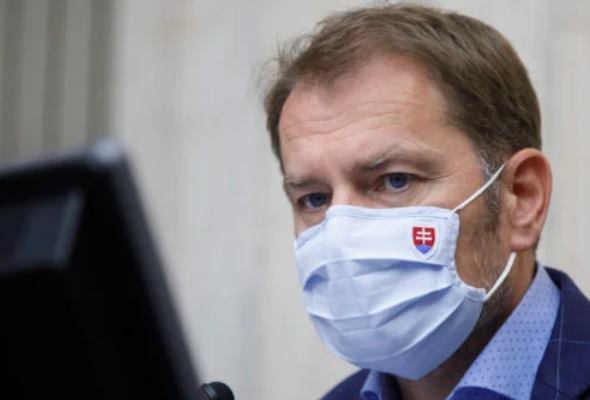 Bankový odvod by mohol zvýšiť aj klientské poplatky, Matovič o jeho opätovnom zavedení neuvažuje