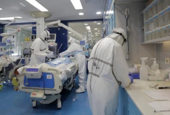 koronavirus na slovensku pribudli nakazeni aj umrtia v nemocniciach lezi viac ako tisic infikovanych pacientov