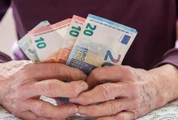 komora danovych poradcov kritizuje rodicovsky dochodok diskriminuje viacerych seniorov
