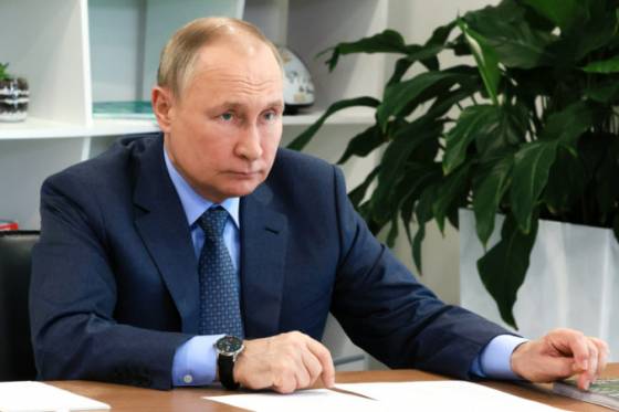 Putinove rozhodnutia naznačujú veľký záujem o udržanie okupovaných oblastí v Chersone a Záporoží, tvrdia odborníci