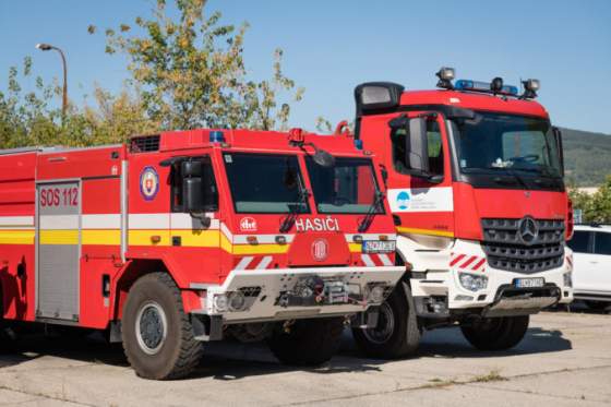 bezpecnostni inovatori z aomvsr upravuju vozidla pre hasicov policajtov naka ci pyrotechnikov