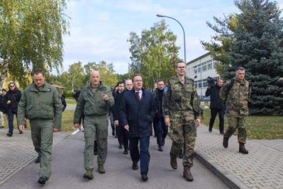 europe moze hrozit vojna nemecko chce byt pripravene vyhlasil minister obrany
