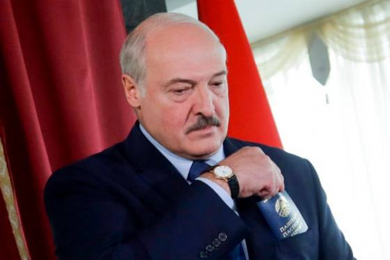 europska unia stupnuje tlak na bielorusko na lukasenkov rezim uvalila nove sankcie