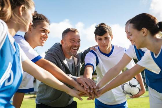 Samosprávy podporujú mládež formou dobrovoľníctva či športových aktivít. Prieskum tiež ukázal, že hlas mladých sa podceňuje