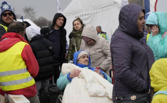 ukrajincov caka kruta zima svoje domovy uz pre nezmyselnu vojnu opustilo viac ako 14 milionov ludi