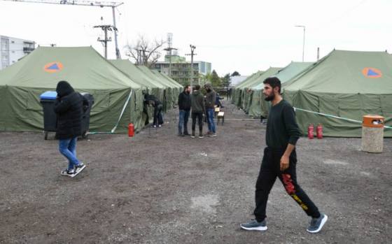 v kutoch sa nachadza priblizne 200 nelegalnych migrantov nezdrzia sa tu dlhsie