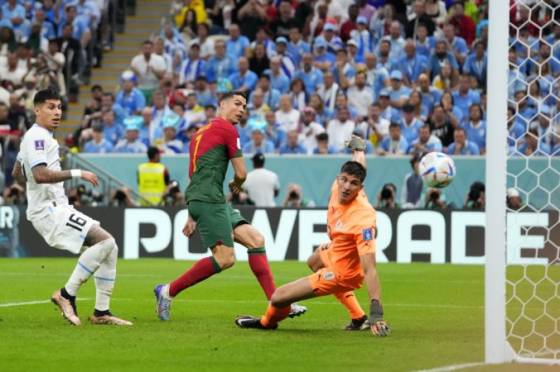 ms vo futbale 2022 v katare portugalsko porazilo uruguaj a zabezpecilo si postup do osemfinale