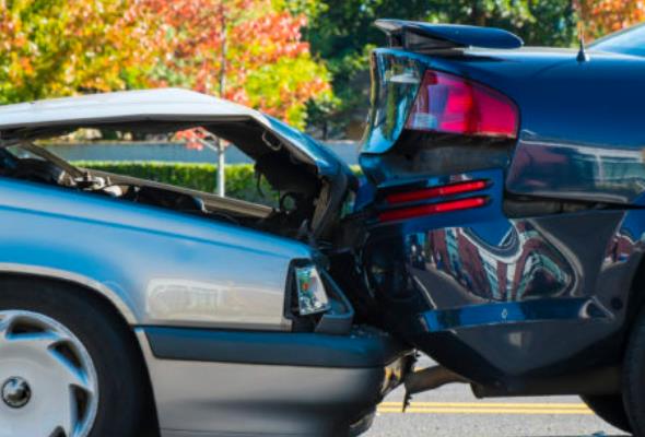 Výhoda systému automatického brzdenia? Podľa štúdie môže znížiť počet zrážok áut zozadu o viac ako 40 percent 