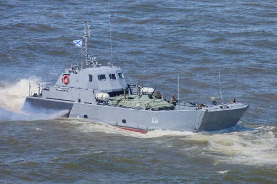 ukrajinske sily znicili na kryme dve ruske vysadkove lode triedy serna