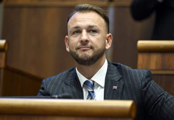 zdruzenie za otvorenu justiciu odmieta utoky na sudcu ktory rozhodoval o spore medzi sutajom estokom a curillovcami