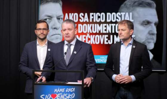 fico podla matovicovcov zneuzil kriminalny urad k ziskaniu dokumentov o simeckovej matke podavaju podnet na prokuraturu