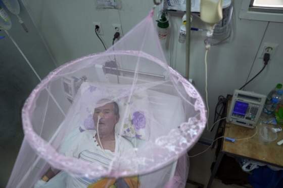 na kube pribudlo vyse 47 000 novych pripadov chikungunye za tyzden stat priznava ze epidemia je mimo kontroly