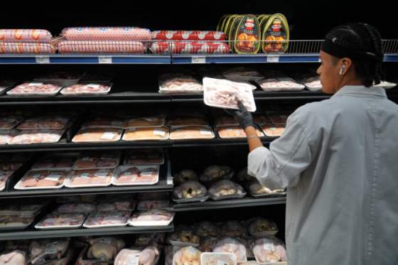 nalada spotrebitelov v usa klesla na najslabsiu uroven za sedem mesiacov