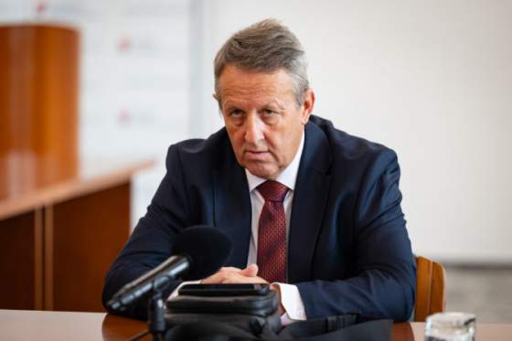 sudca truban je nevinny povodne rozhodnutie neobstalo pred ustavnym sudom video