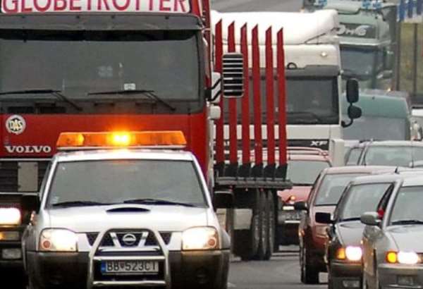 viete ako sa vyhnut retazovej nehode na dialnici policia upozornuje na najcastejsiu pricinu