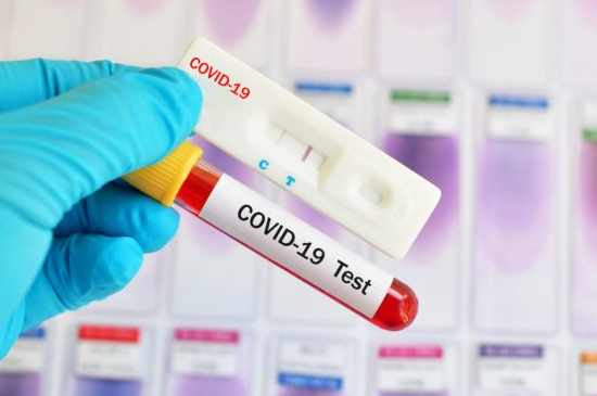 Vo Veľkej Británii objavili nový kmeň koronavírusu, je až o 70 percent nákazlivejší