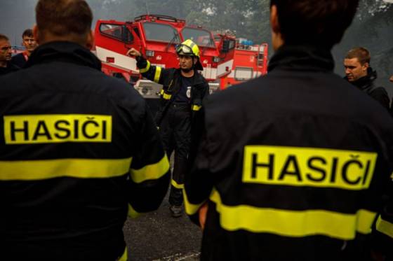 nehody poziare aj ekologicke vyjazdy hasici mali pocas vianoc 152 zasahov
