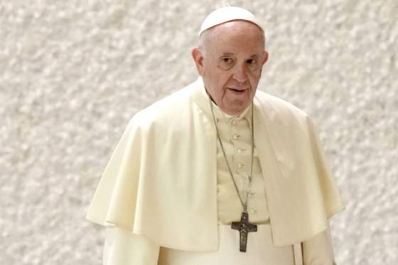 papez frantisek schvalil pozehnania parov rovnakeho pohlavia