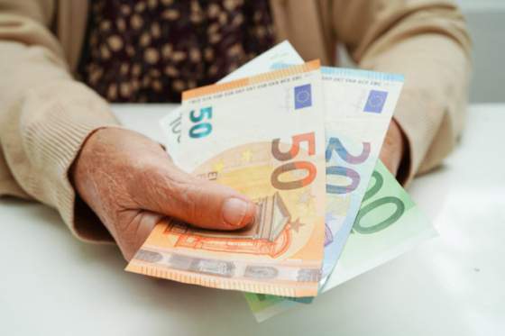 podvod roka dochodca prisiel o takmer 450 tisic eur pachatel pouzil rozne zamienky