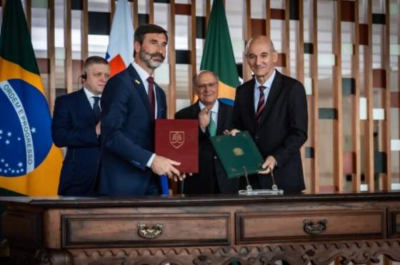 zacala sa nova era slovensko brazilskej spoluprace blanar vyzdvihol najma memorandum tykajuce sa diplomatickeho vzdelavania foto