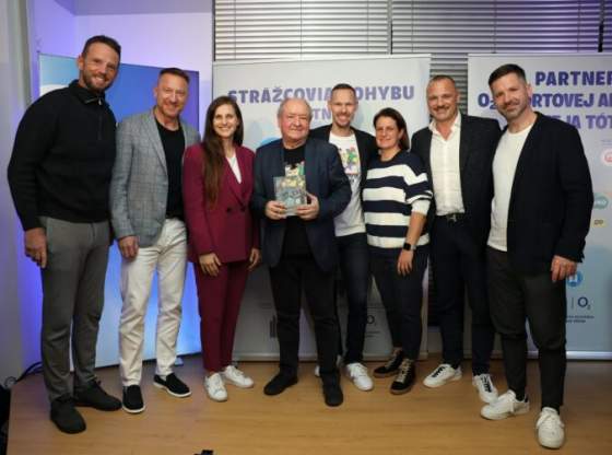 matej toth a daniel hevier predstavili knihu strazcovia pohybu deti treba vratit k sportu