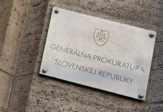 generalna prokuratura podala protest proti sutajovi estokovi prelozenie policajta juhasa bolo nespravne