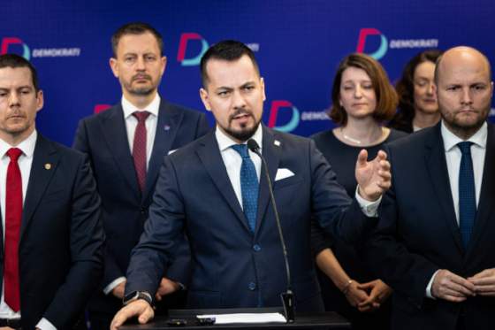 demokrati podali trestne oznamenie pre nakup centra vo voderadoch seliga hovori o zjavnej zlodejine za miliony eur video foto