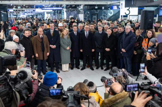 nova dominanta varsavy budimex dokoncil najvacsi dopravny uzol