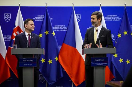 blanar rokoval s ceskym ministrom zahranicia zhodli sa v nazoroch na viacere klucove otazky