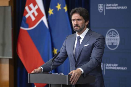 slovensku armadu prezbroji spolocnost grand power kalinak vidi vo vyrobe vlastnych zbrani viacero vyhod